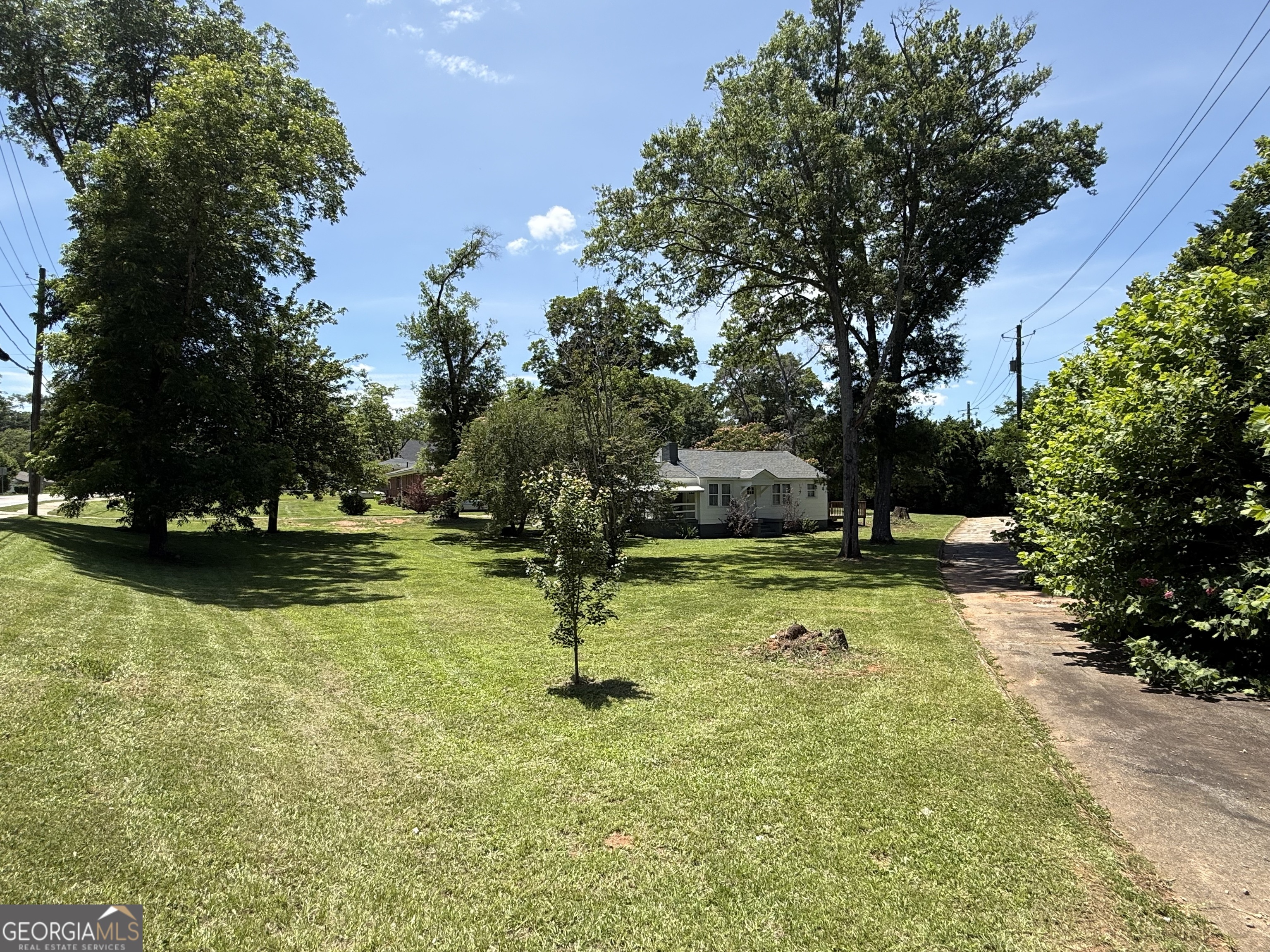 1511 W Poplar Street Property Photo 79