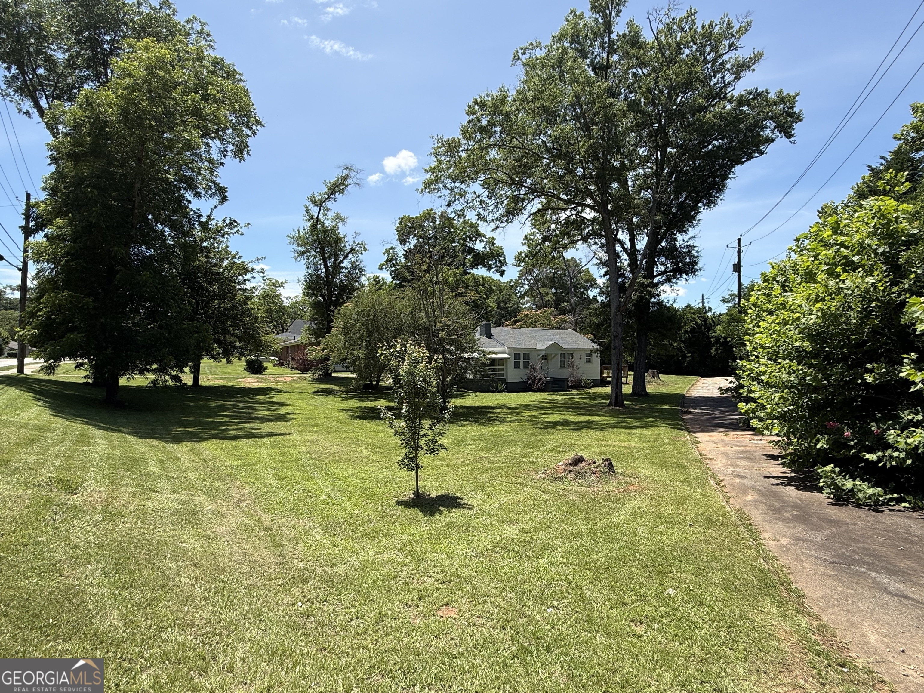 1511 W Poplar Street Property Photo 80