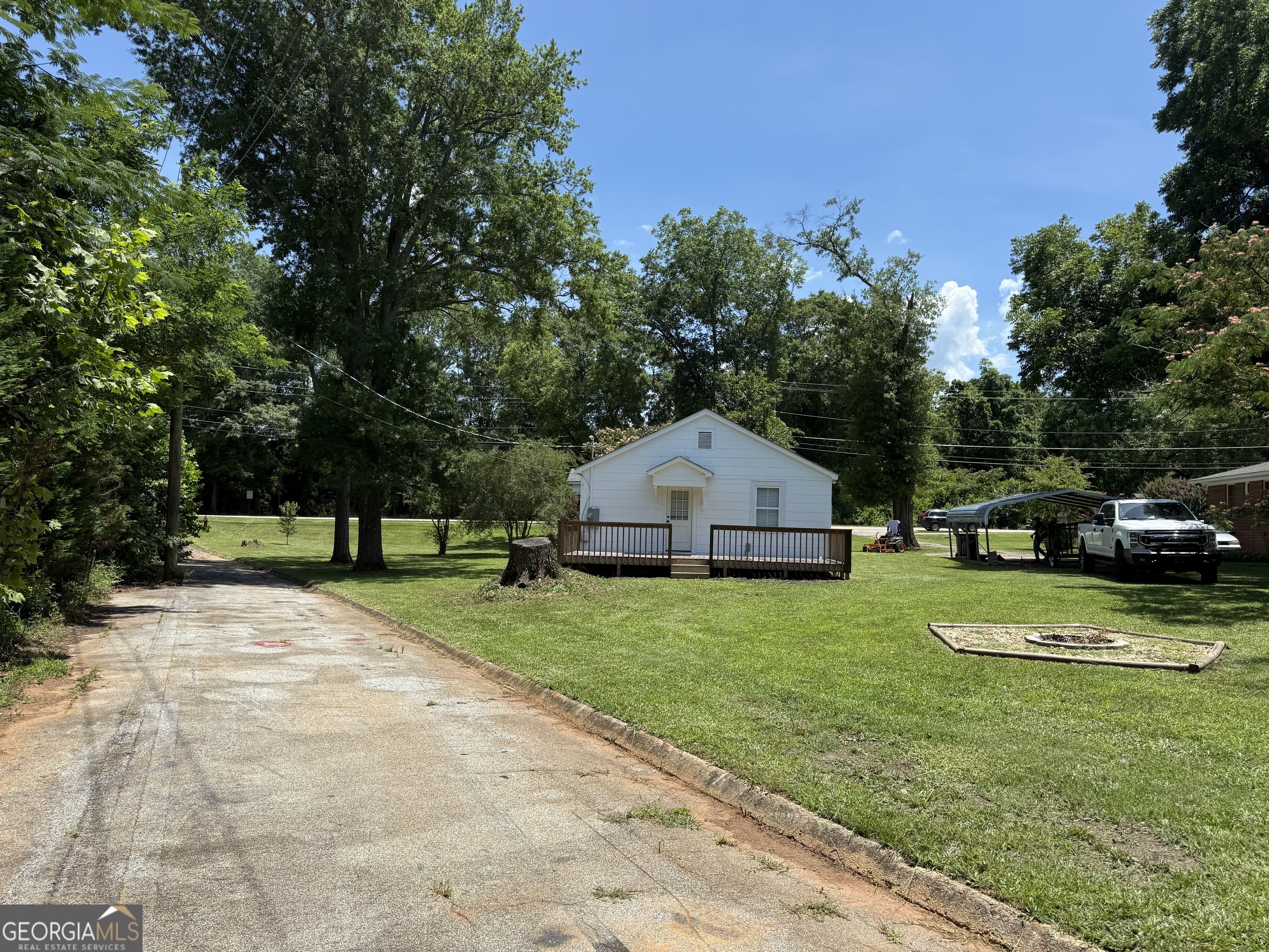 1511 W Poplar Street Property Photo 98