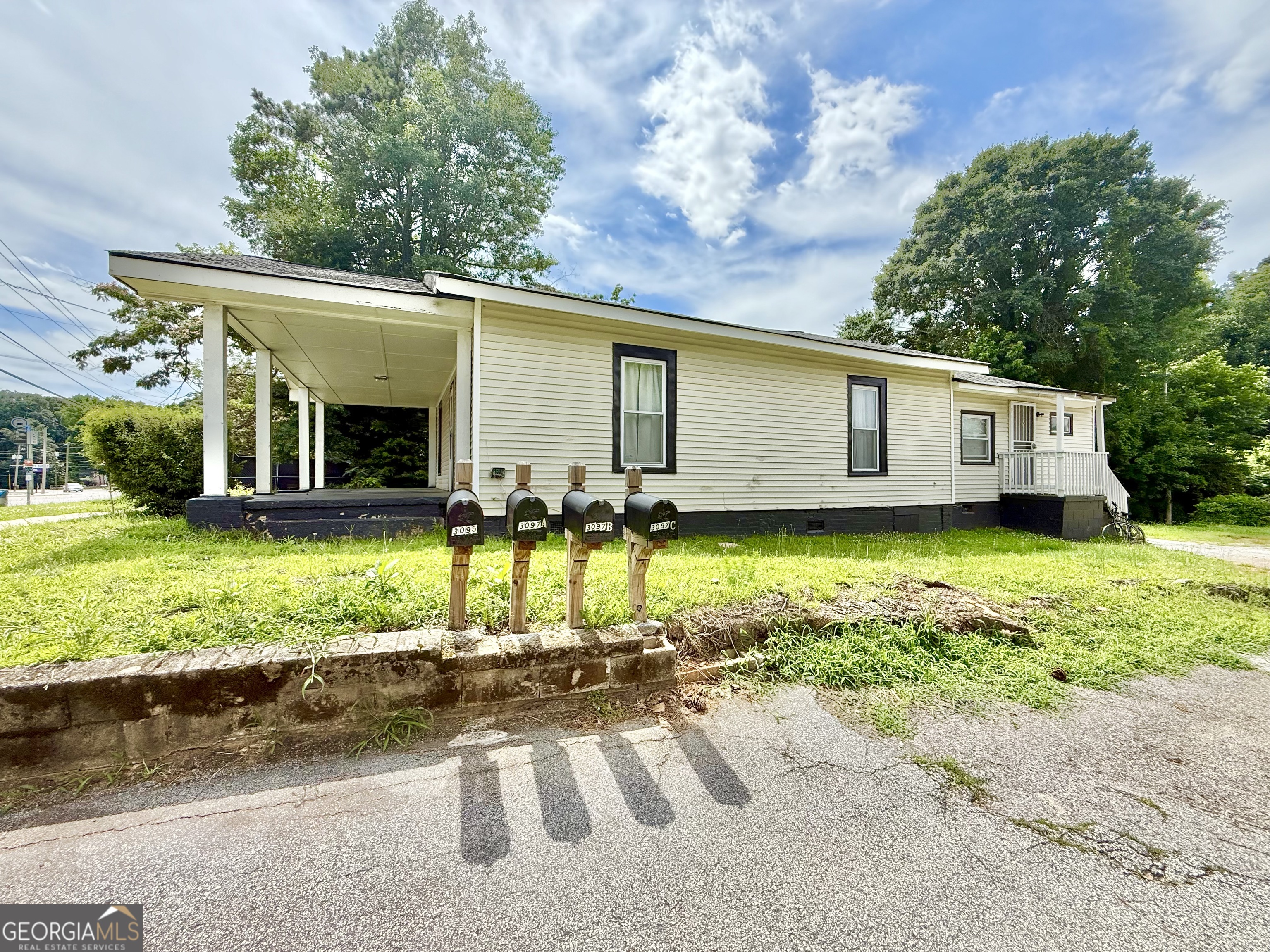 3095 Washington Road Property Photo 6