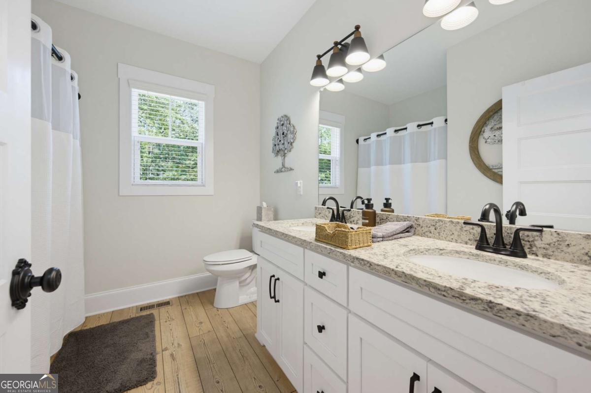 566 Roper Drive Property Photo 11