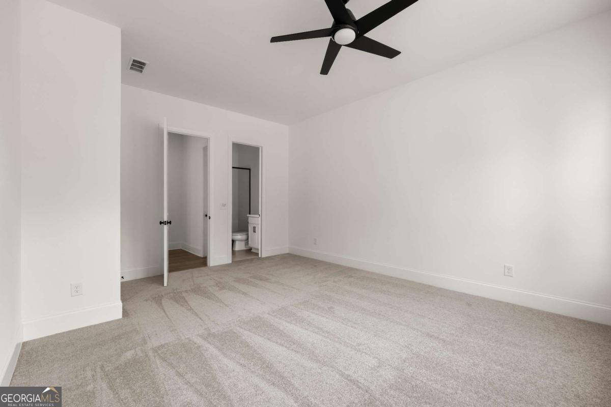 6470 Pond View Drive Property Photo 31