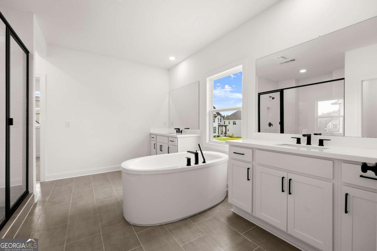 6470 Pond View Drive Property Photo 43