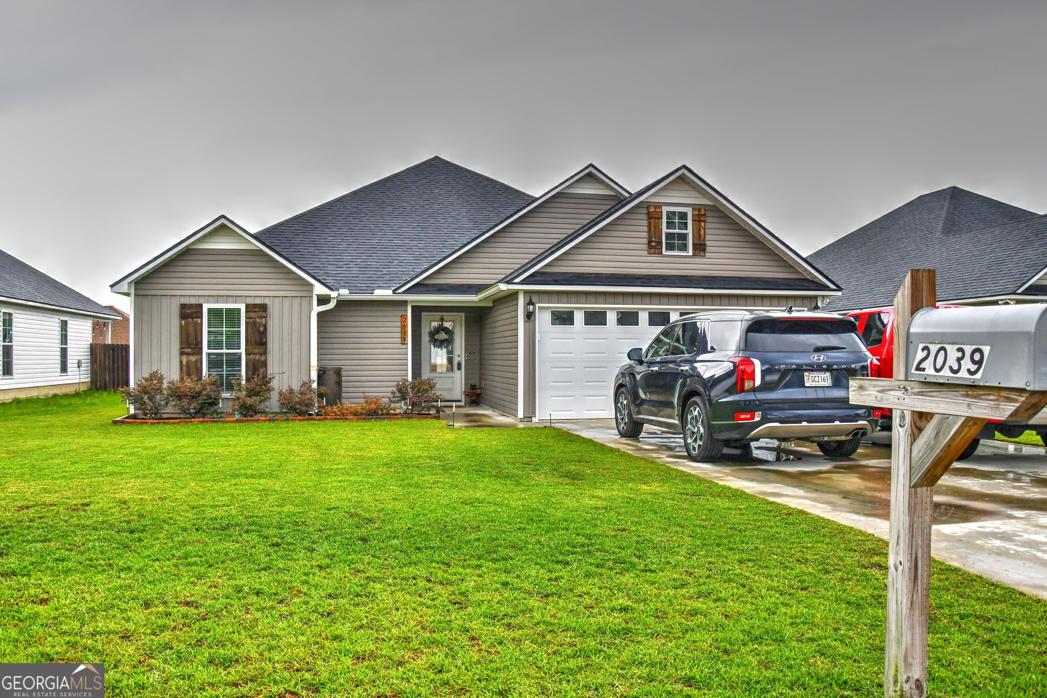 2039 Meadow Cove Drive Property Photo 1