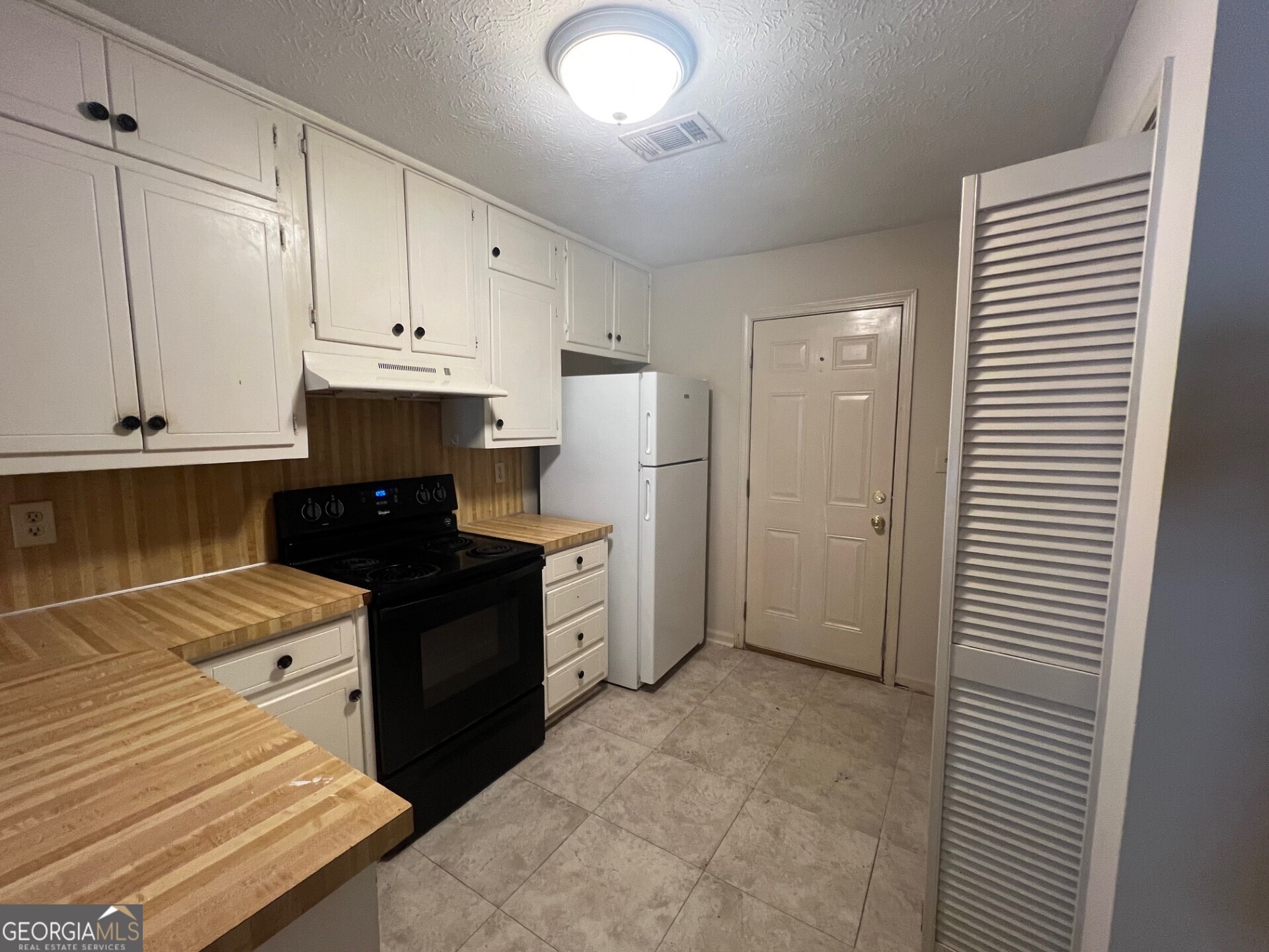 1047 Chestnut Oak Court Ne Property Photo 10