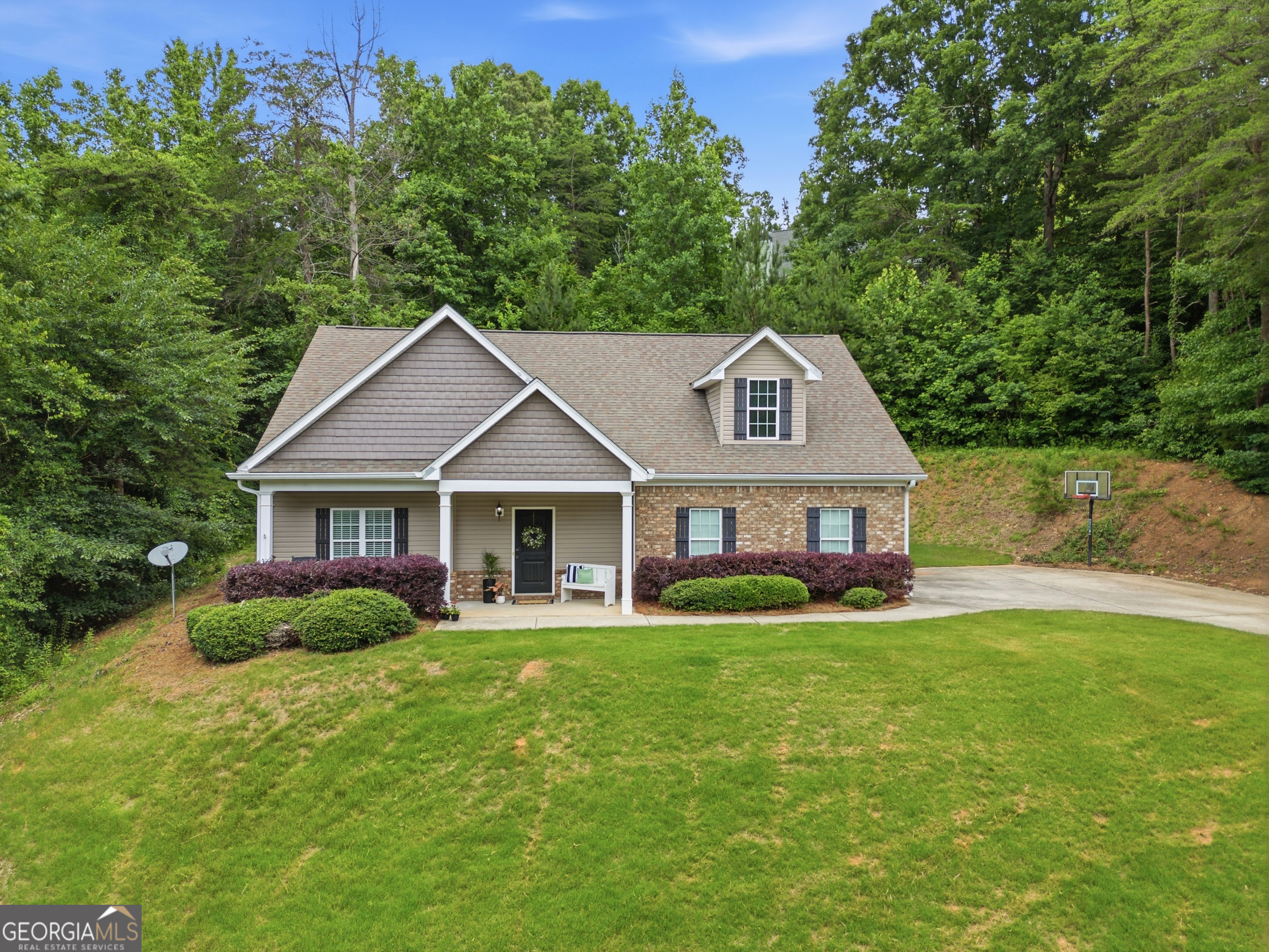 5553 Checkered Spot Drive Property Photo 1