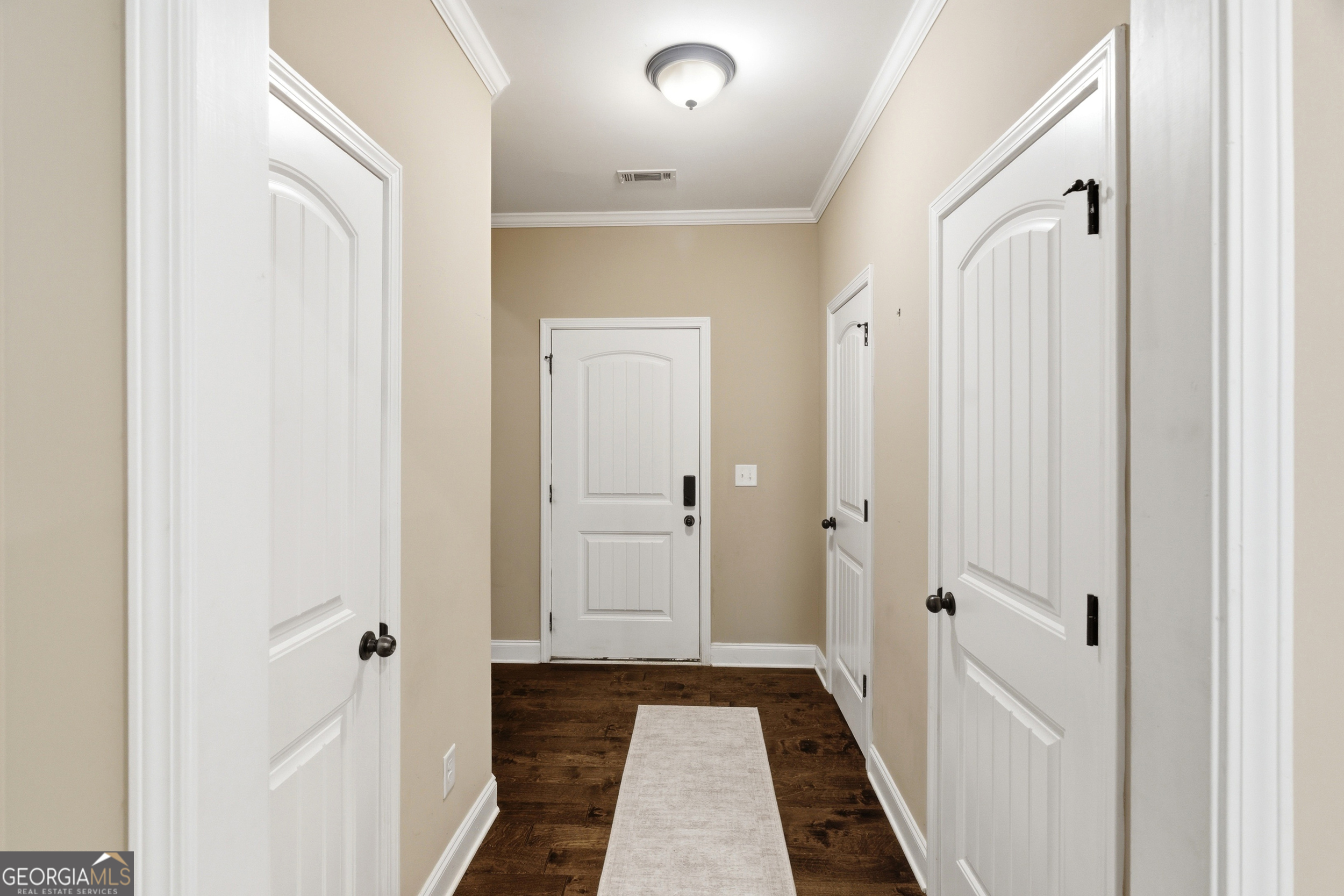 5553 Checkered Spot Drive Property Photo 6