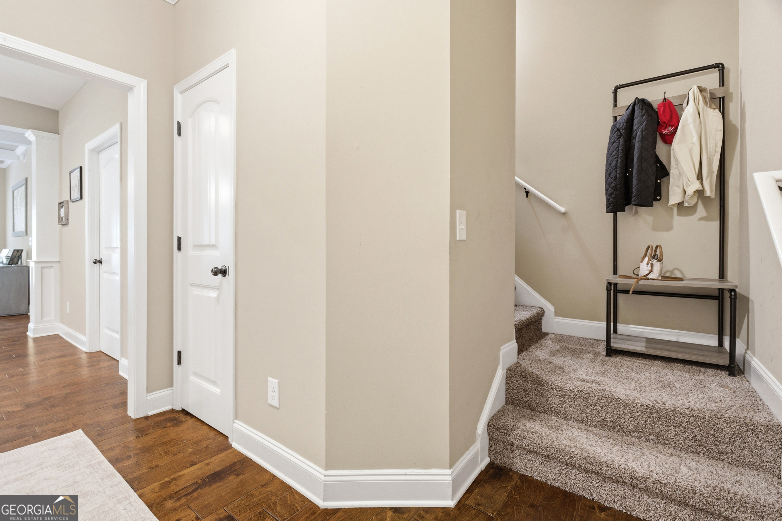 5553 Checkered Spot Drive Property Photo 14