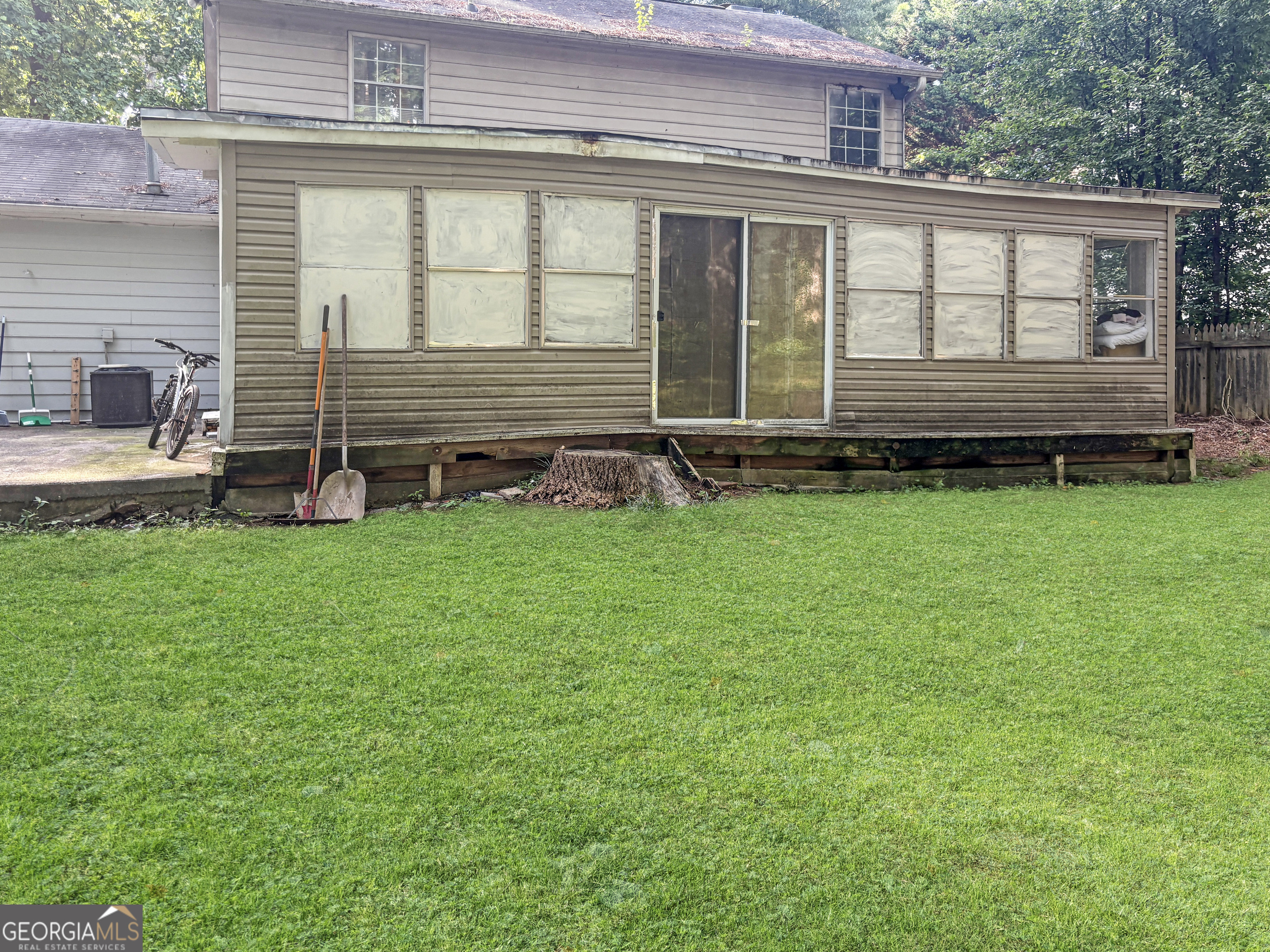900 Cremins Road Property Photo 8