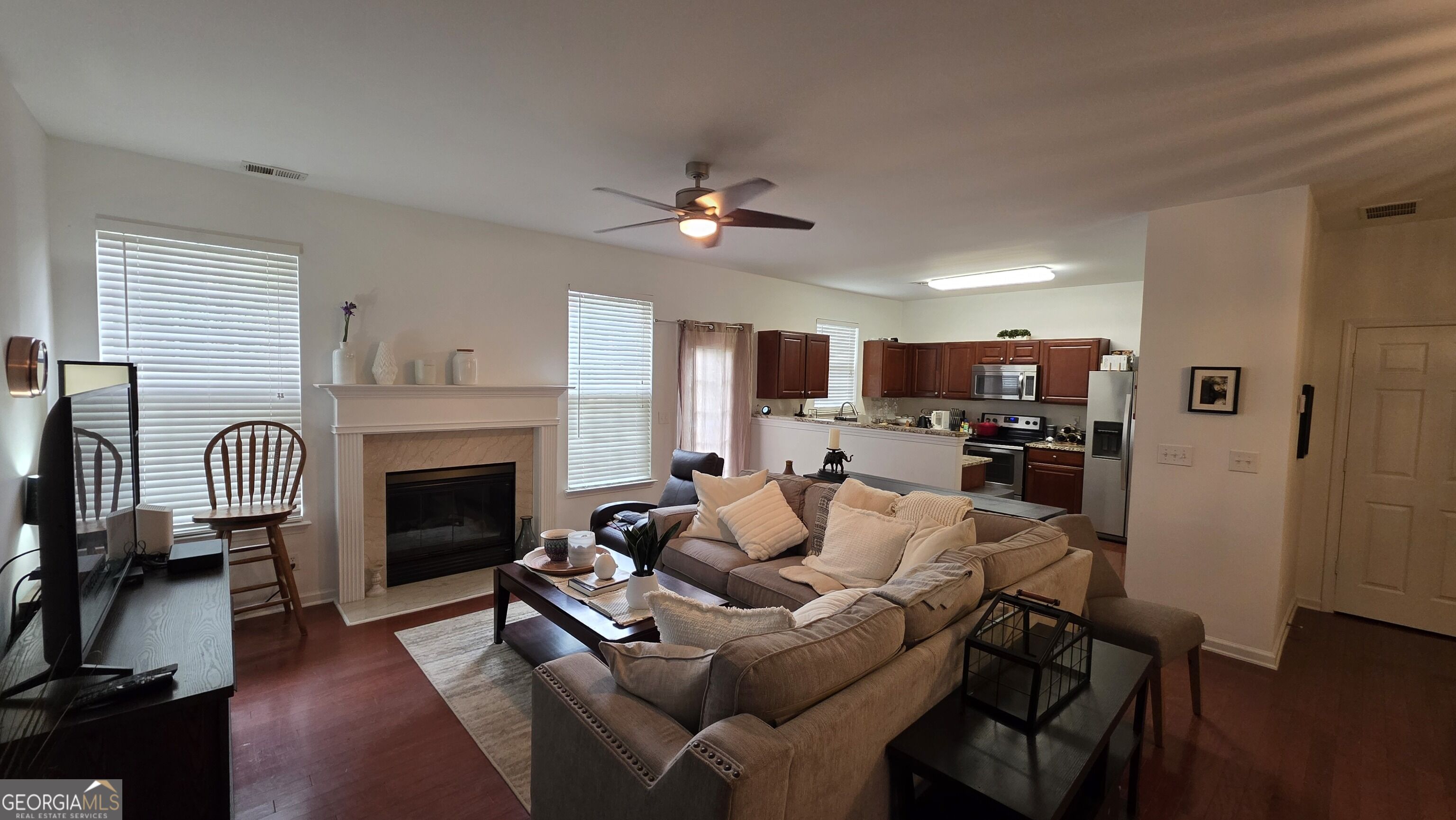 192 Bellewood Oak Drive Property Photo 7