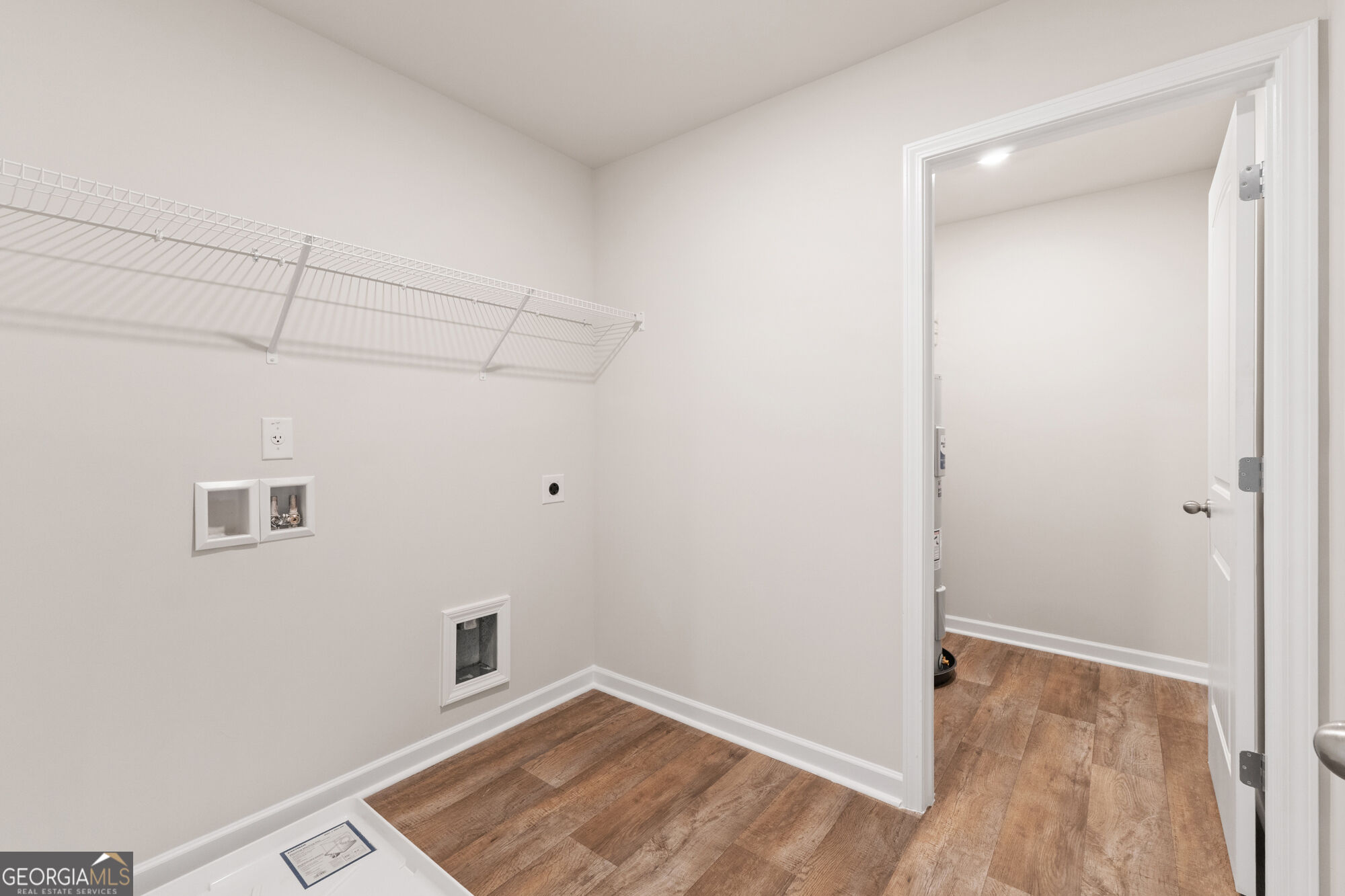 302 Hudson Court Property Photo 17