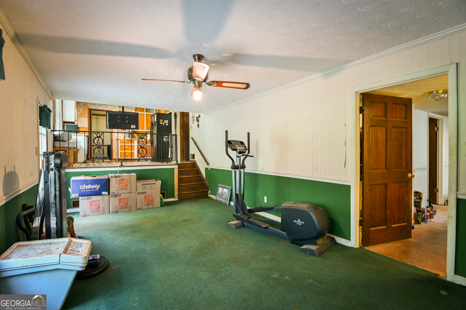 17 Valley Trail Property Photo 6