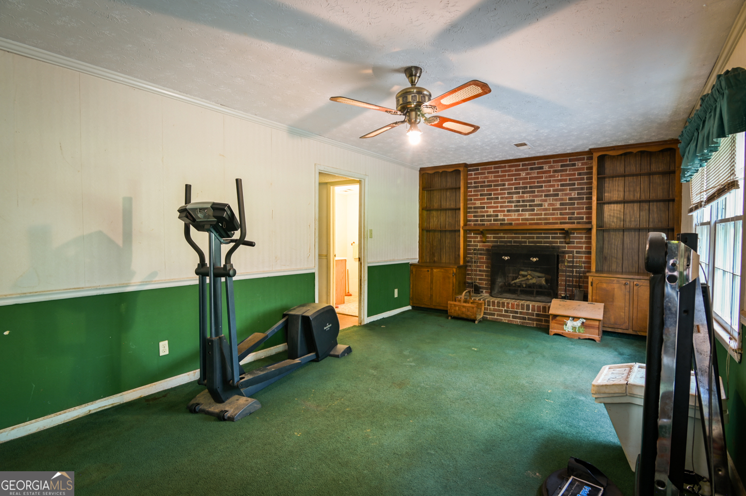 17 Valley Trail Property Photo 7