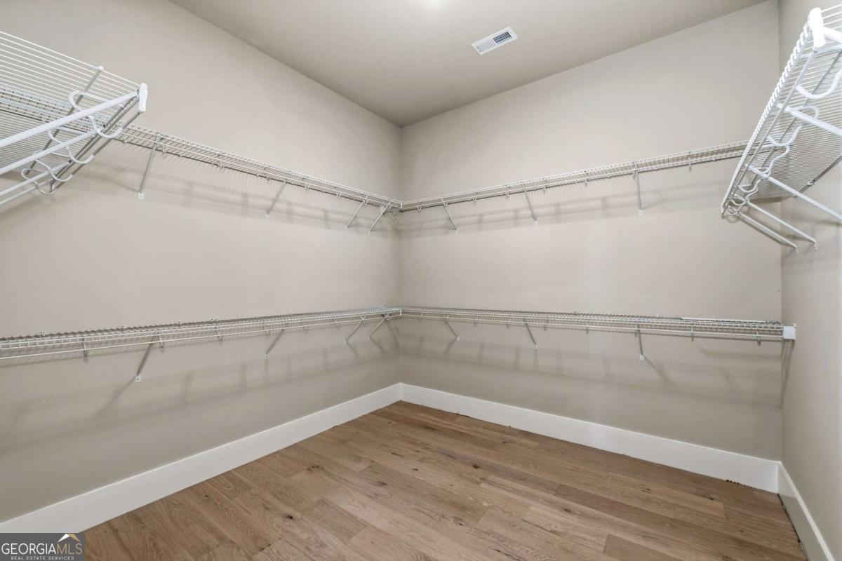 1033 Crossroad Trail Property Photo 21