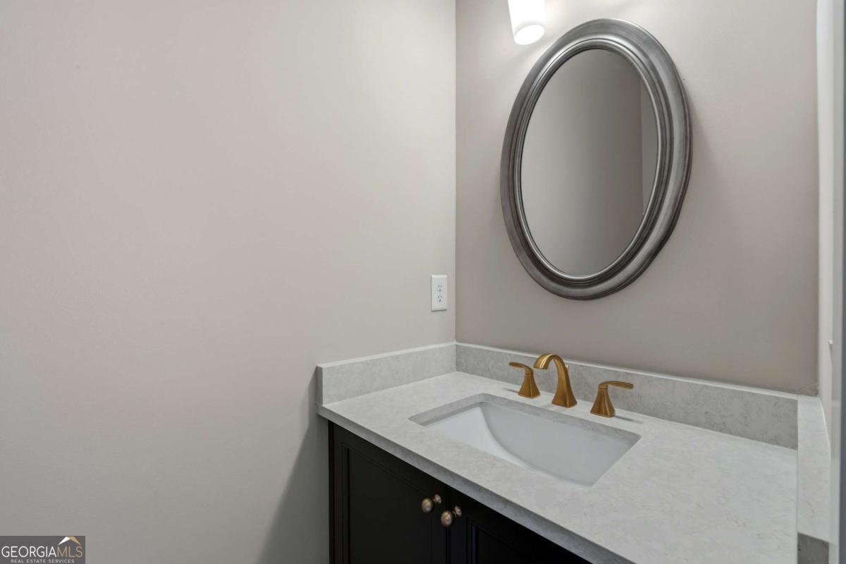 1033 Crossroad Trail Property Photo 24
