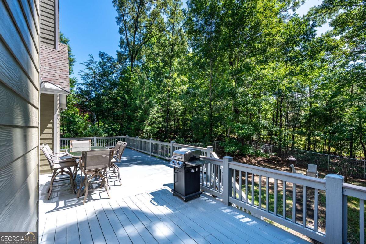 80 White Tail Ridge Road Property Photo 4