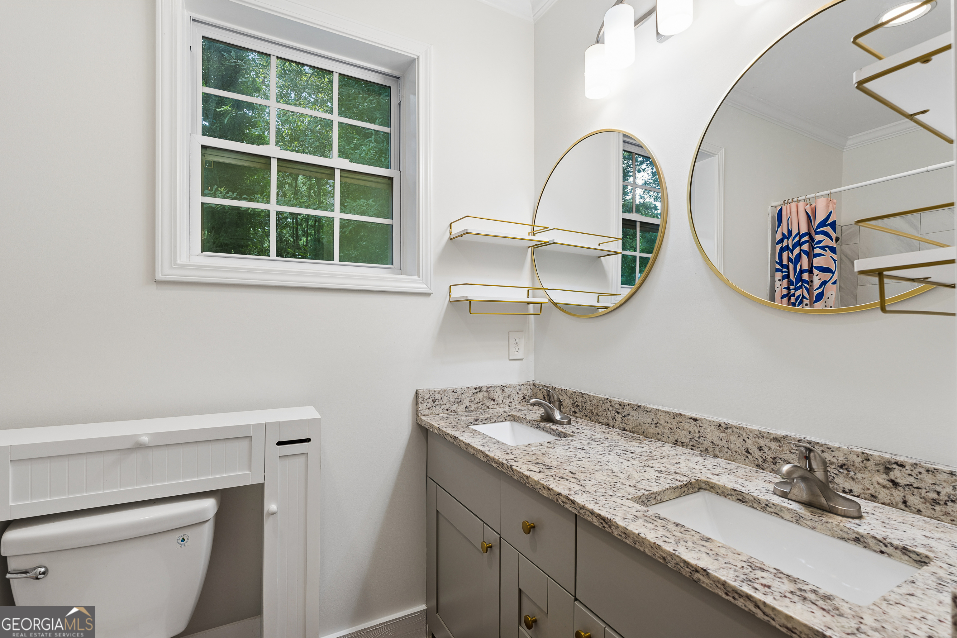 2533 Romain Way Property Photo 26