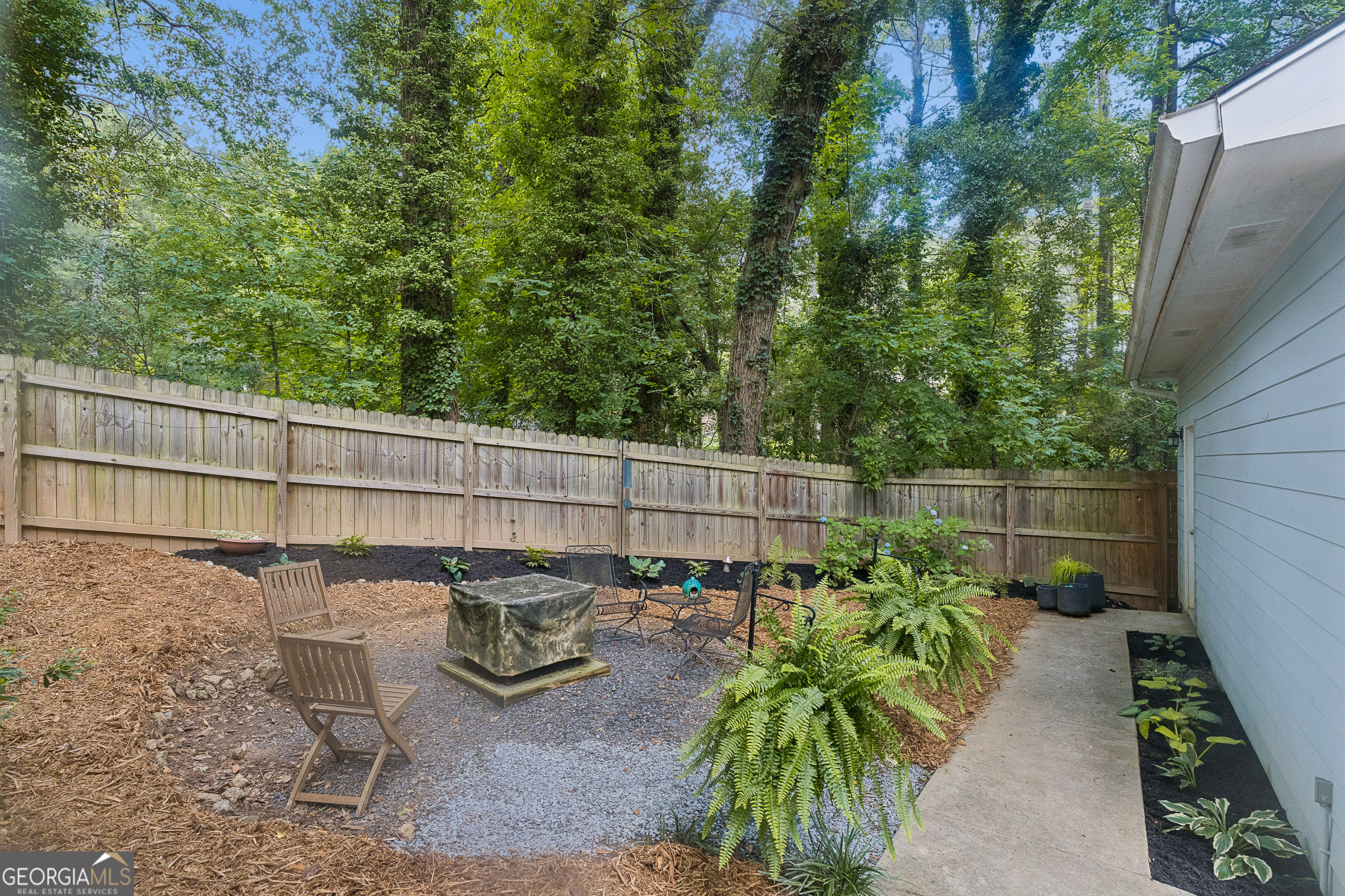 2533 Romain Way Property Photo 35