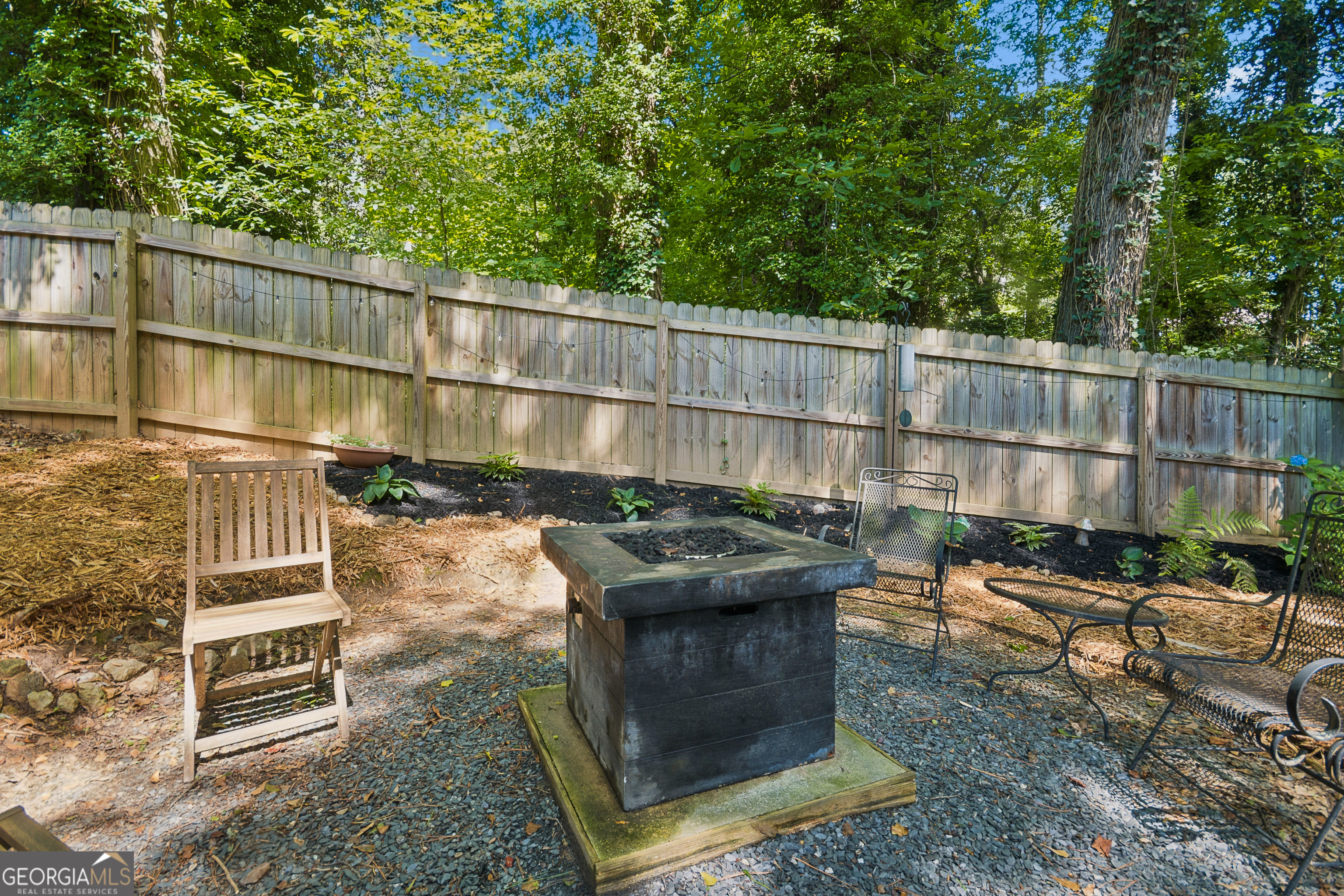 2533 Romain Way Property Photo 38