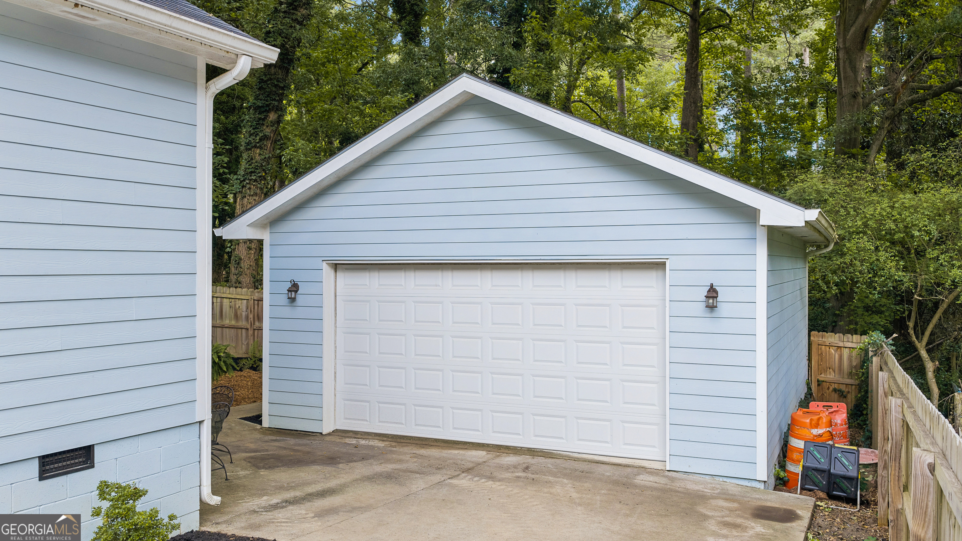 2533 Romain Way Property Photo 42