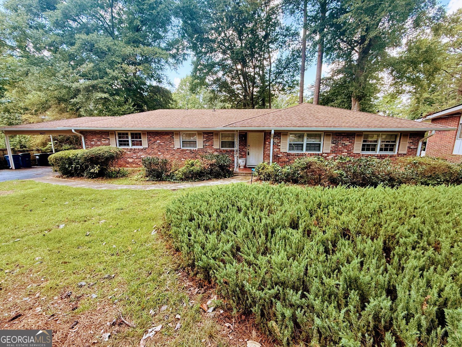 2677 Lancaster Drive Property Photo 1
