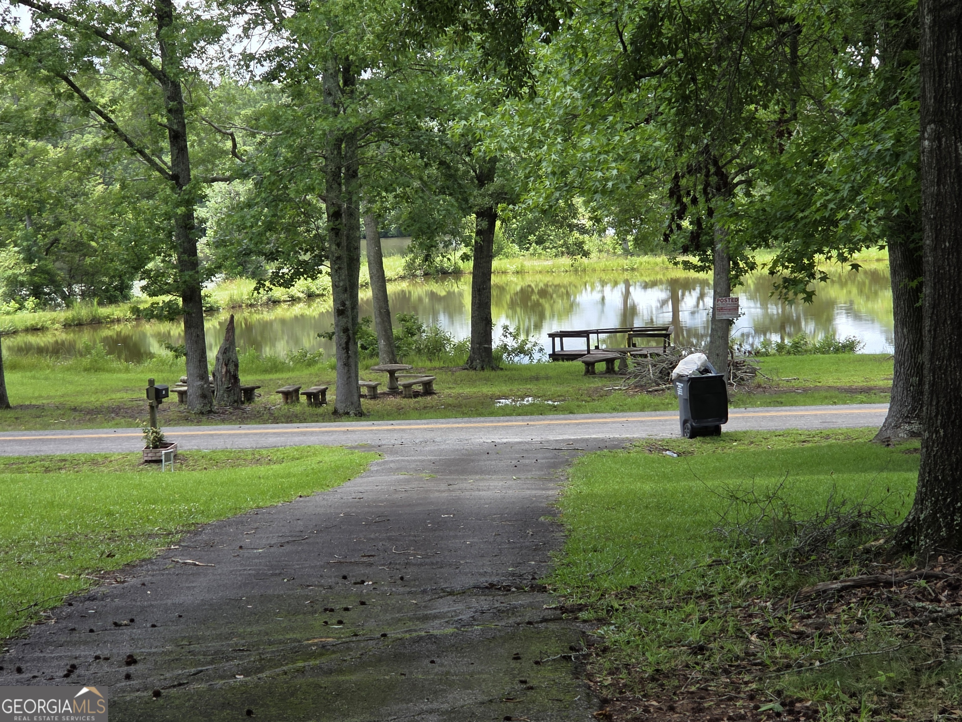 453 Lake Drive Property Photo 5