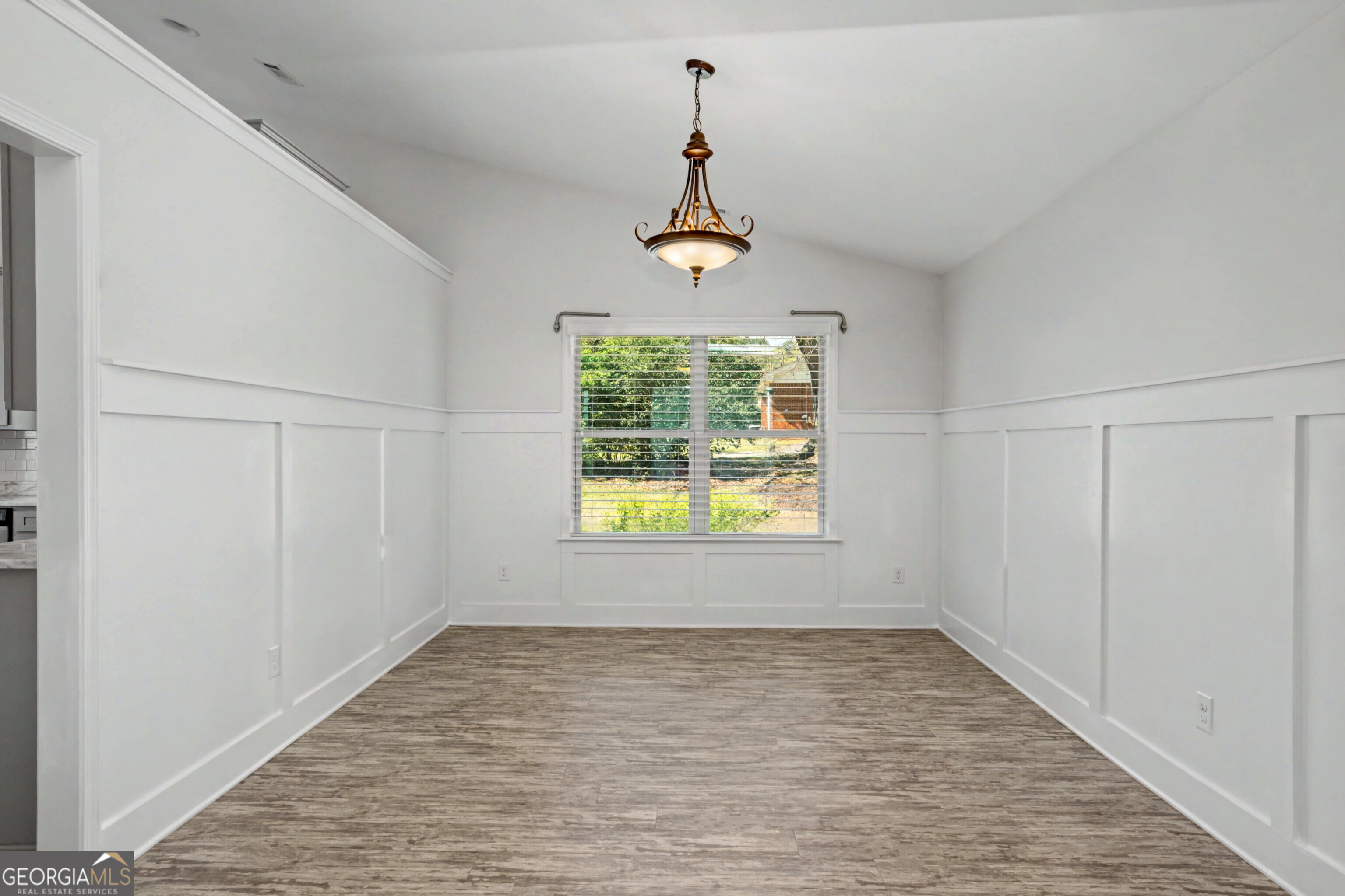 340 Grady Avenue Property Photo 7
