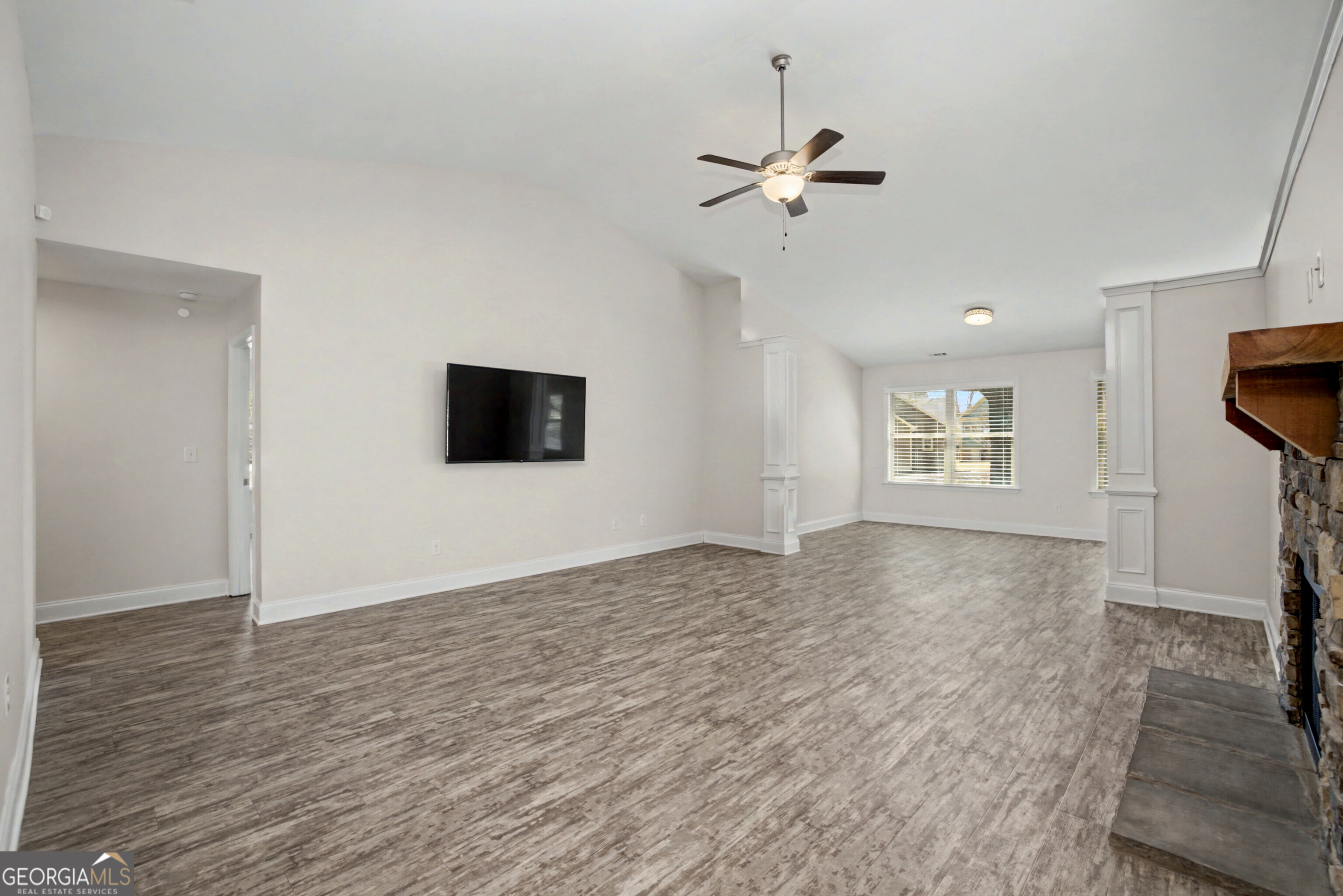 340 Grady Avenue Property Photo 9
