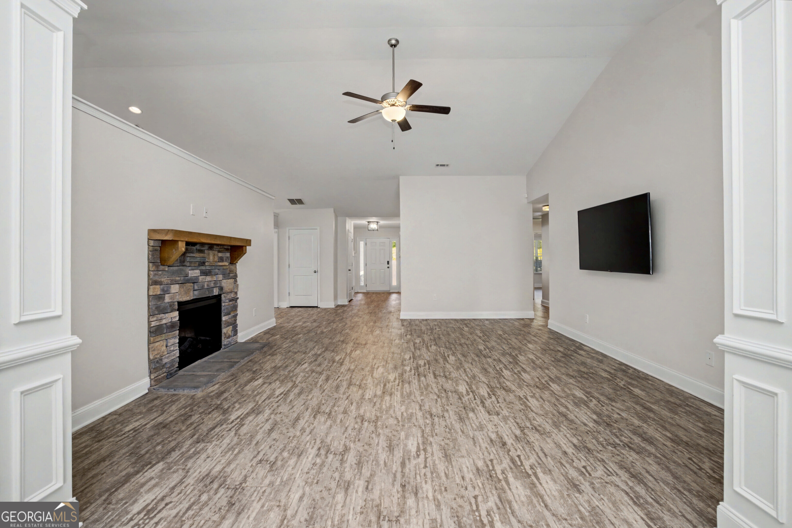 340 Grady Avenue Property Photo 11