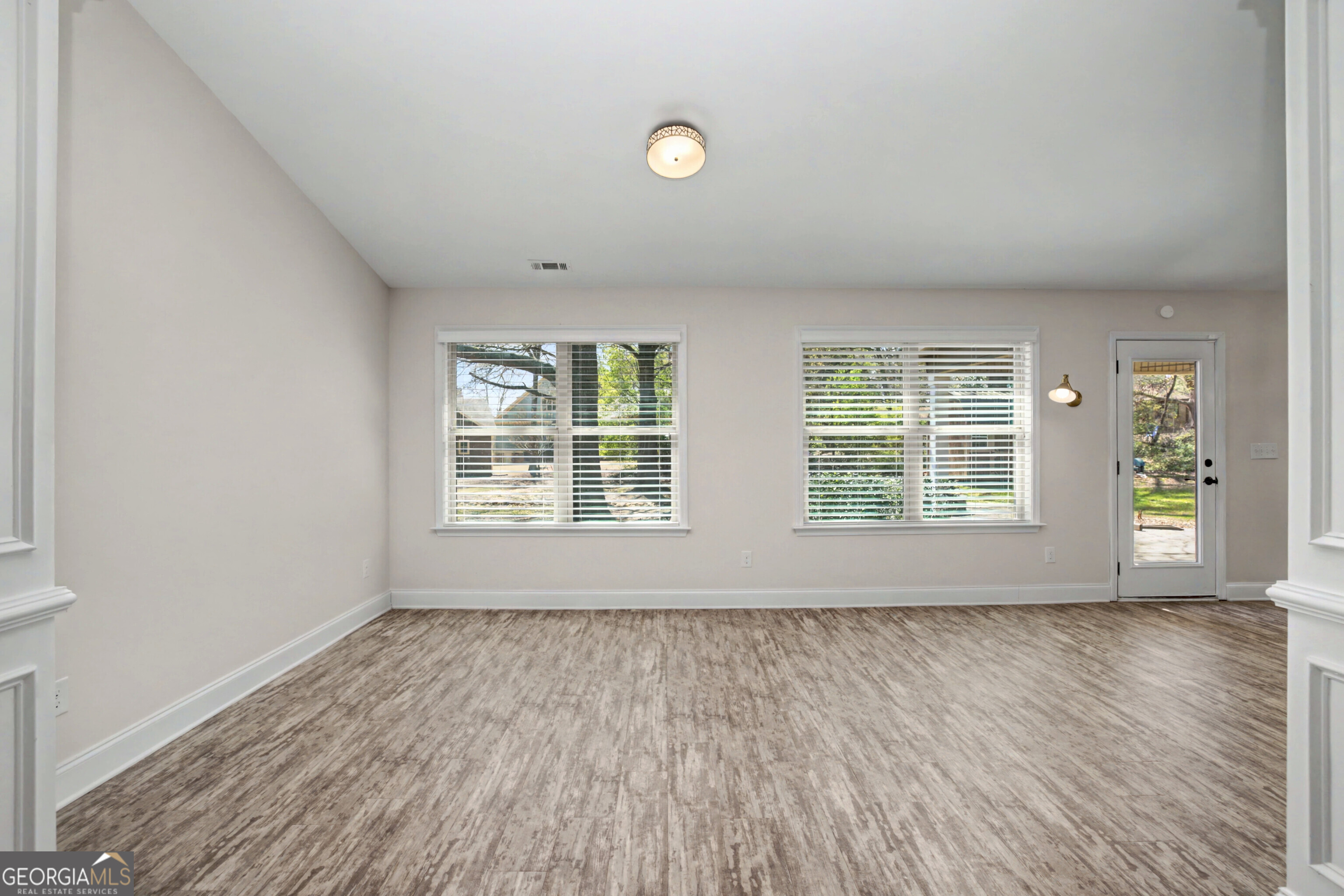 340 Grady Avenue Property Photo 12