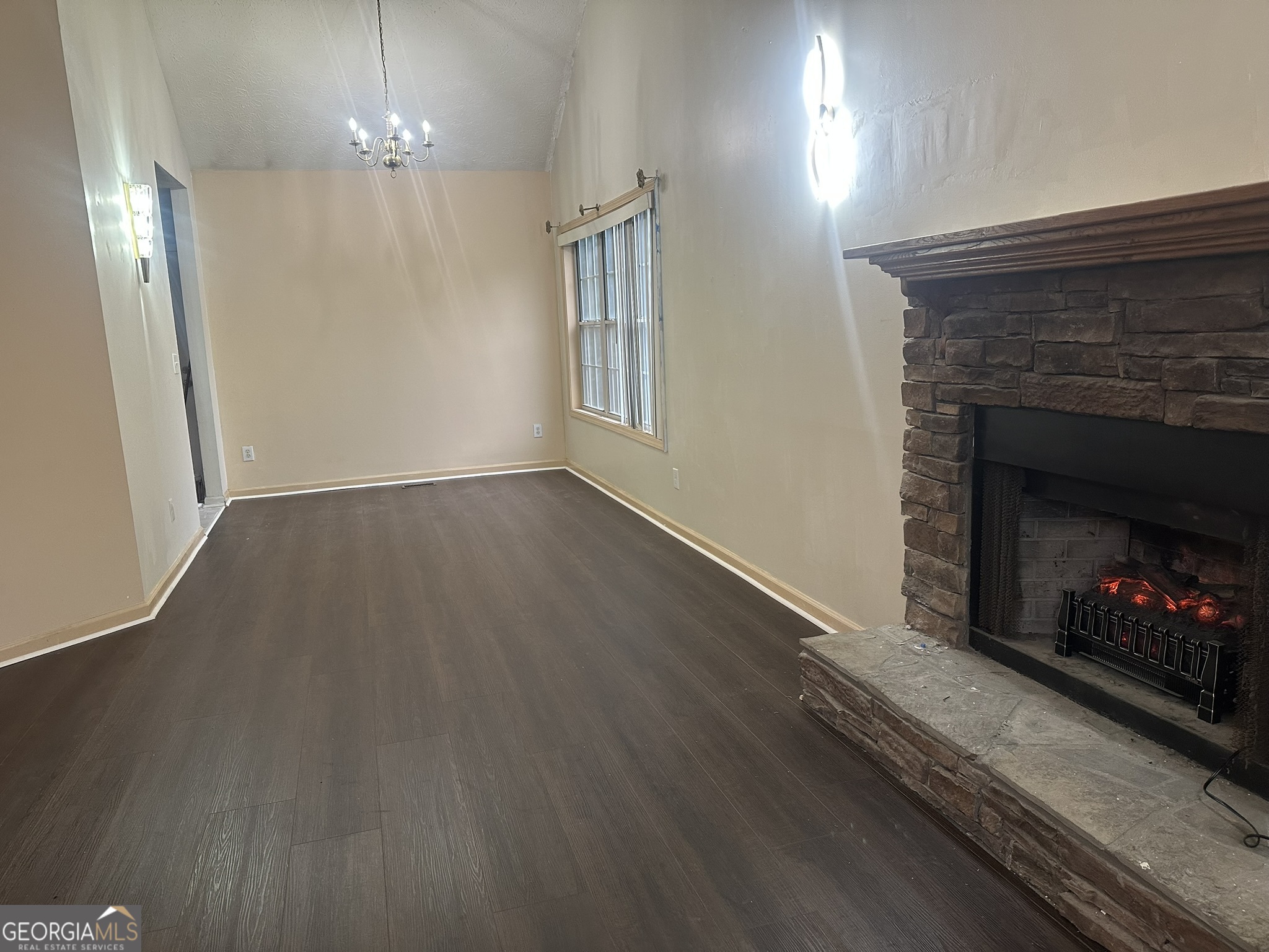 1735 Silver Way Property Photo 20