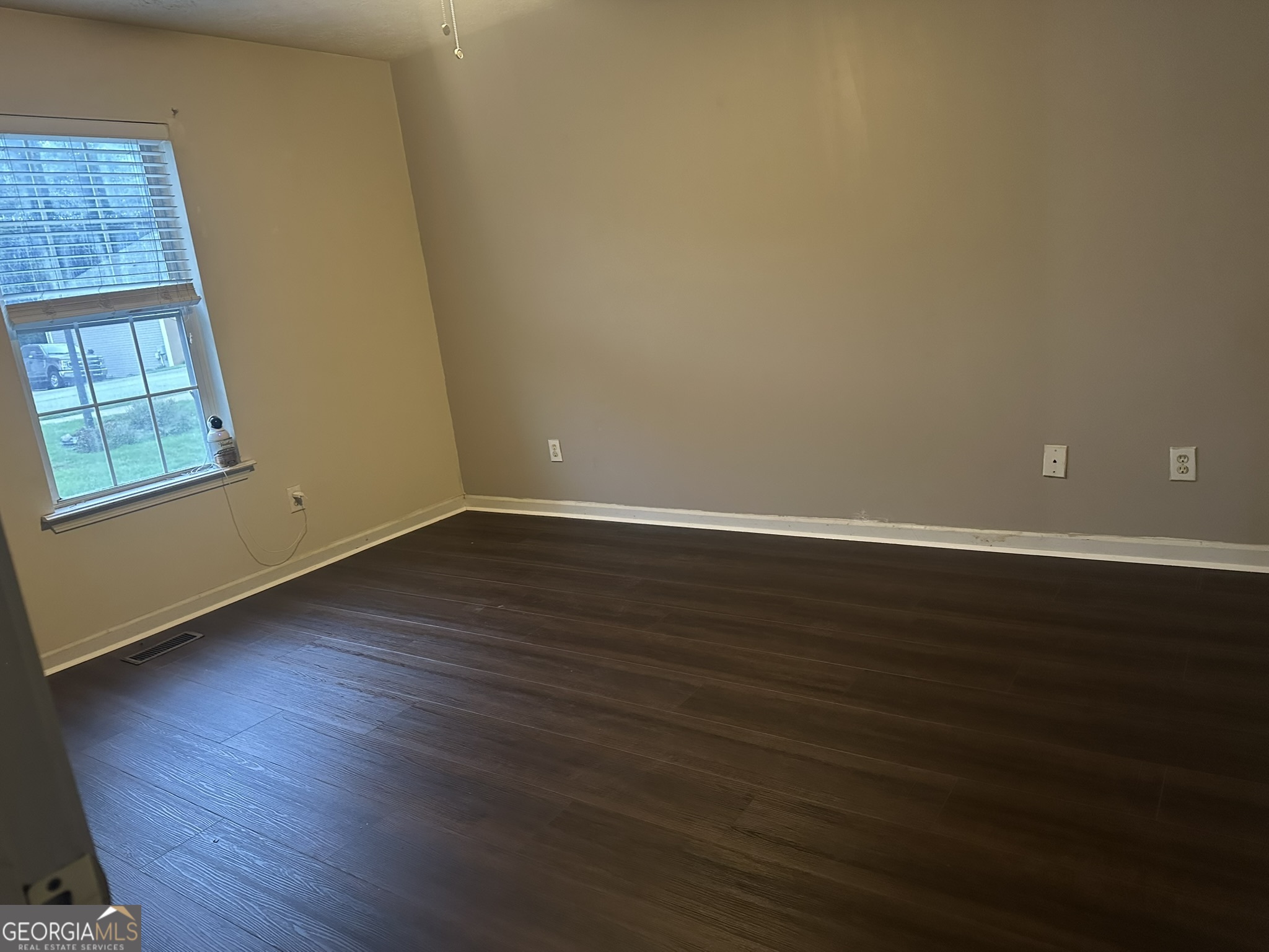 1735 Silver Way Property Photo 23