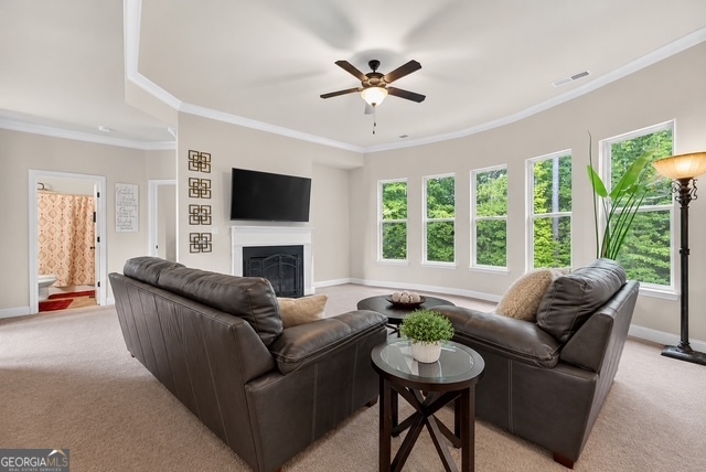 1387 Pebble Ridge Drive Property Photo 4