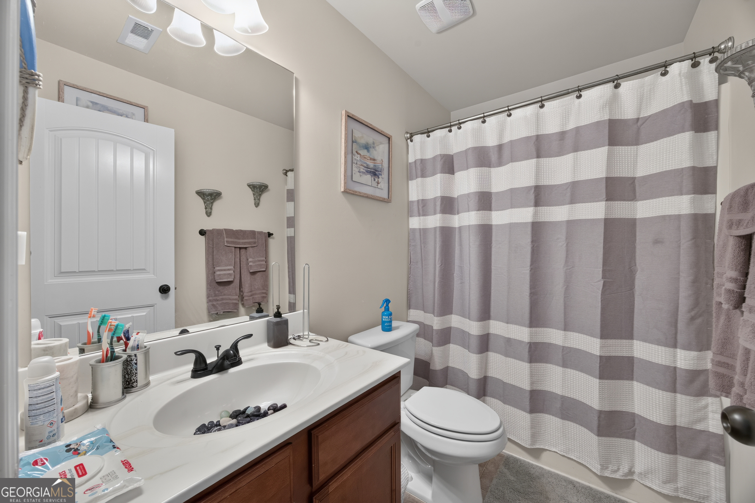 1387 Pebble Ridge Drive Property Photo 12