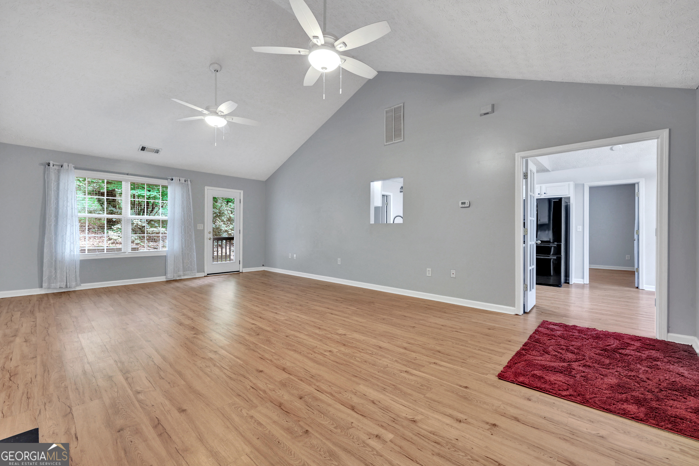 47 Robin Court Property Photo 11