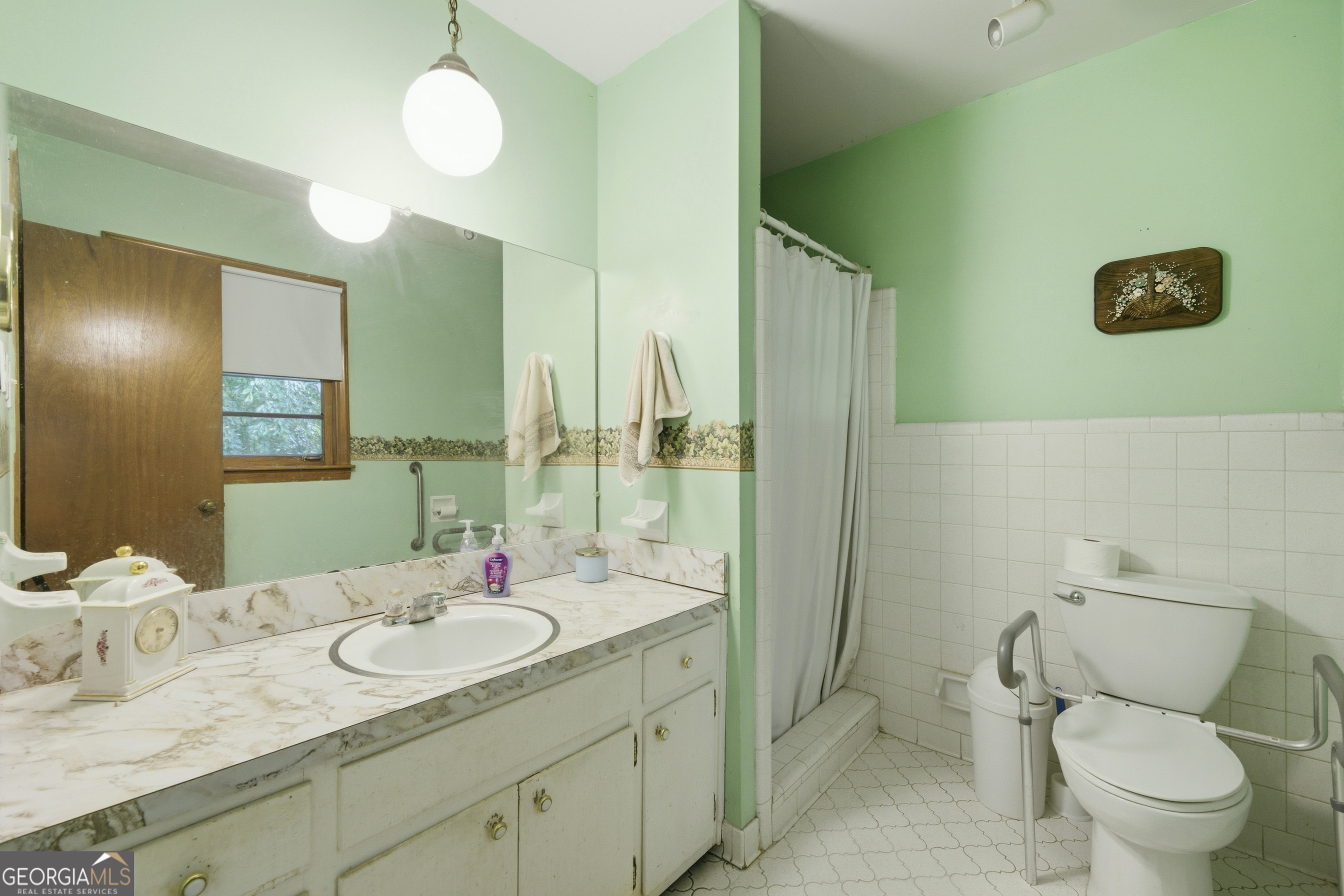 6574 Amity Court Property Photo 17