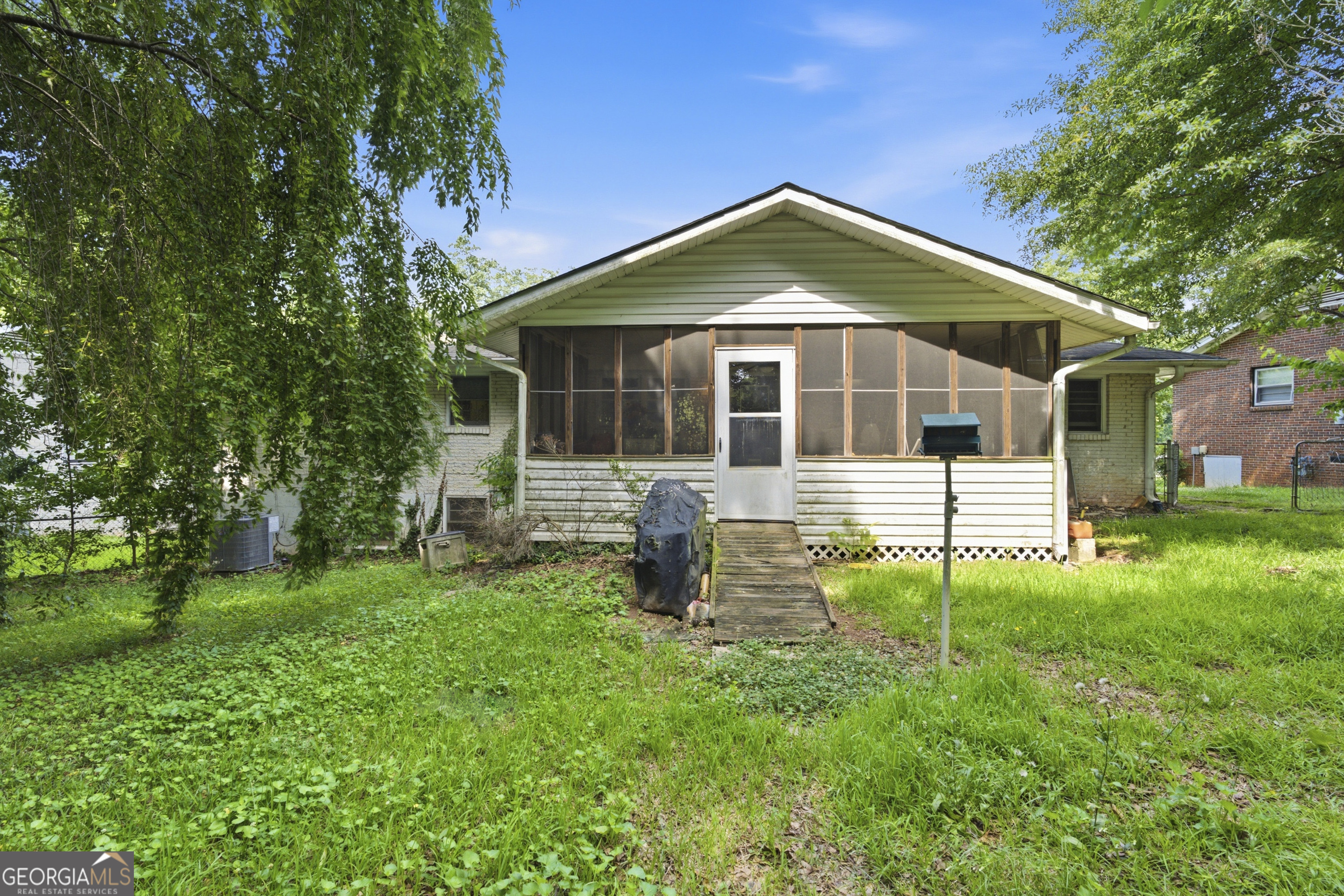 6574 Amity Court Property Photo 18