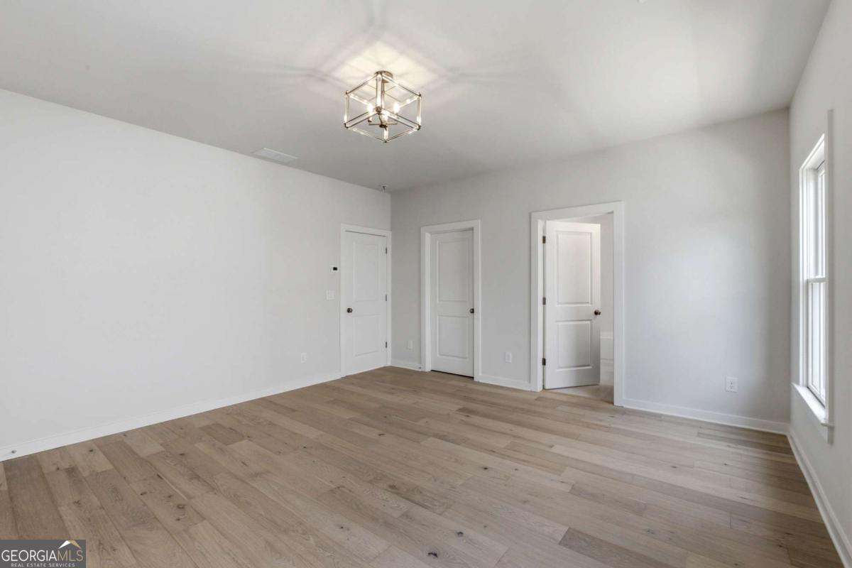 2015 Village Walk Property Photo 33