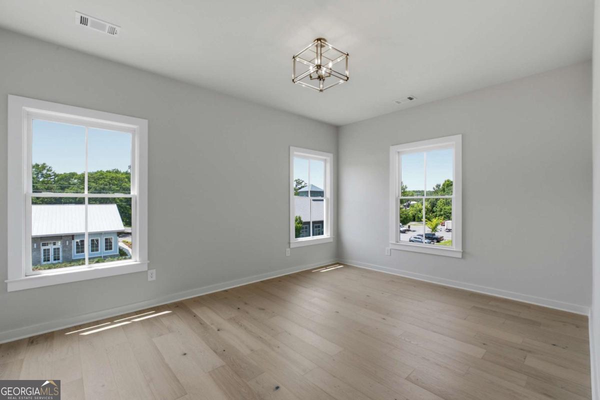2015 Village Walk Property Photo 35