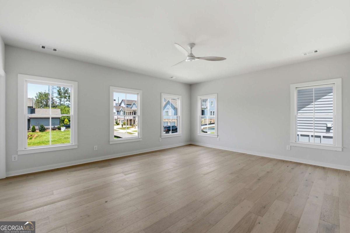 2015 Village Walk Property Photo 38