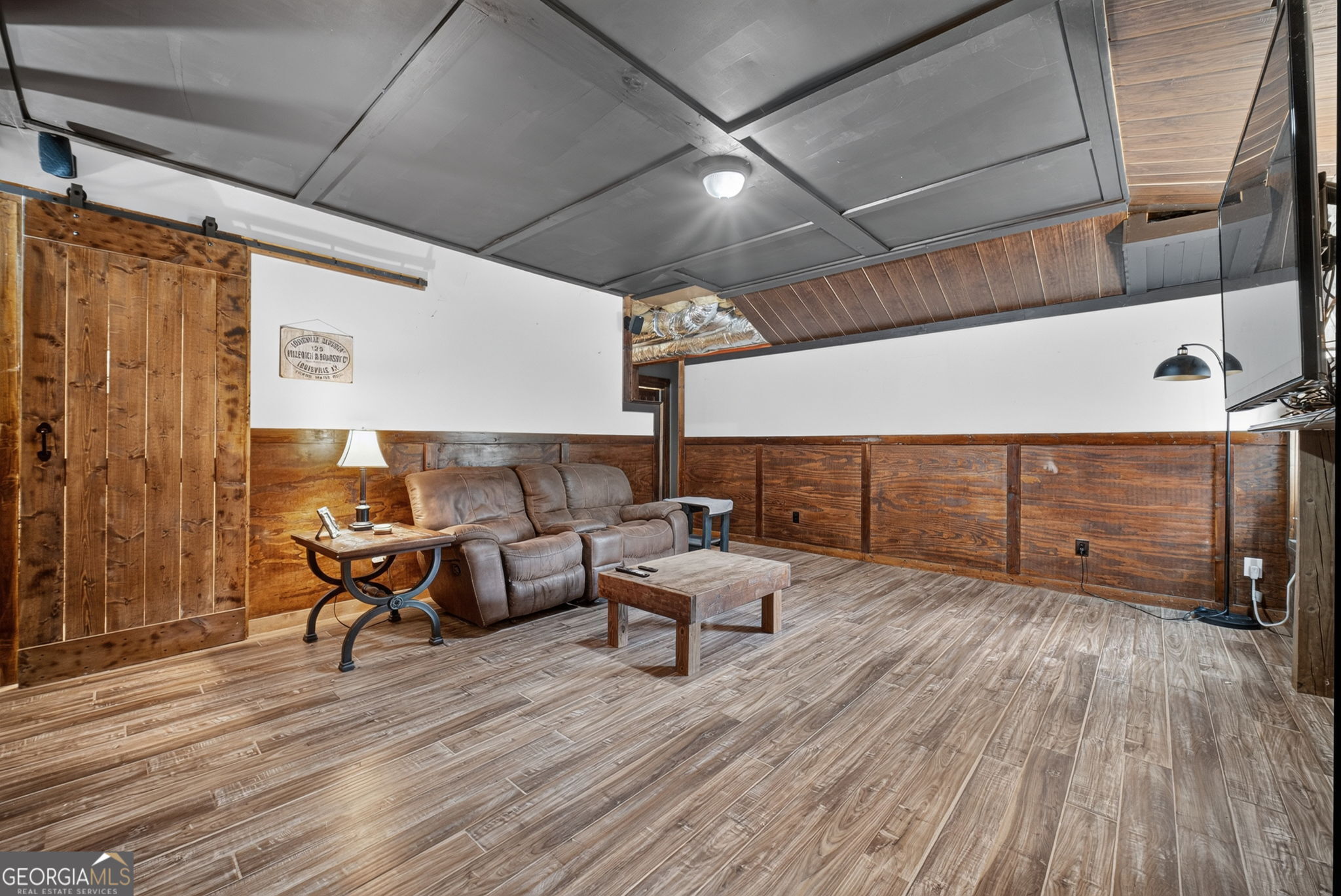 946 Golden Meadows Lane Property Photo 35