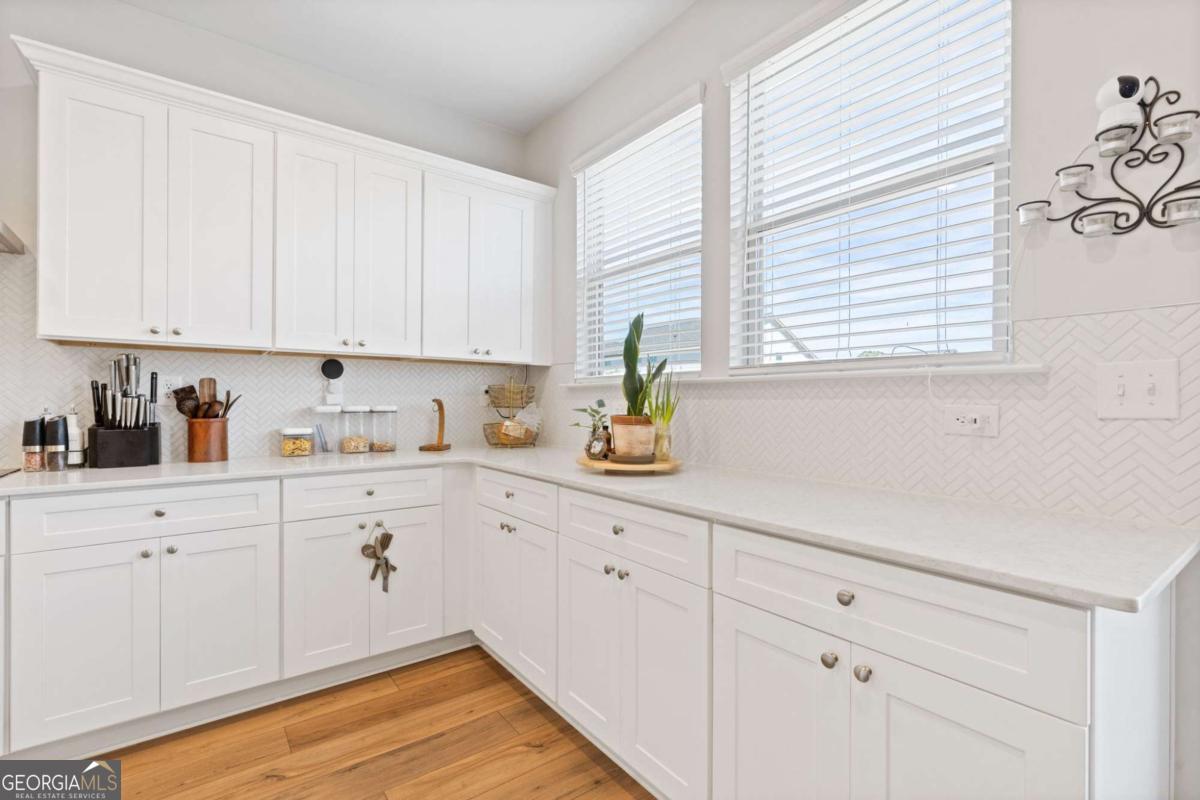 2974 Amabile Road Property Photo 23