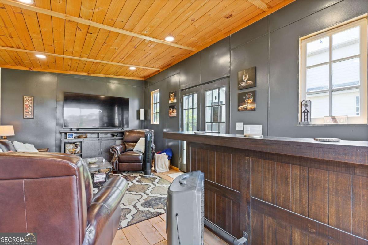 2974 Amabile Road Property Photo 44