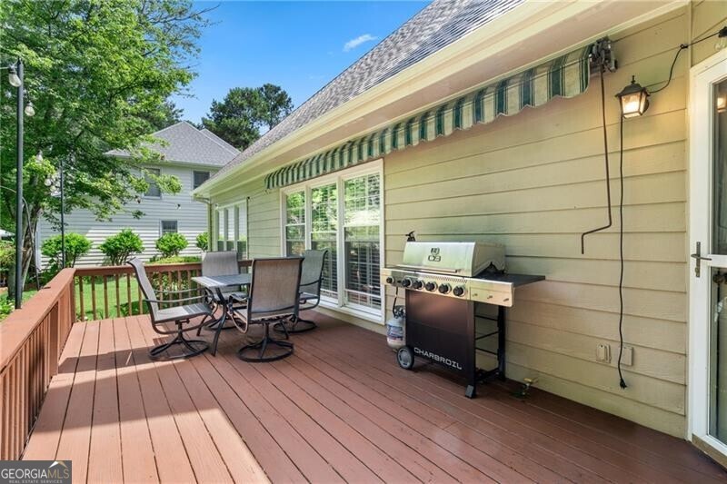 140 Graystone Terrace Property Photo 34
