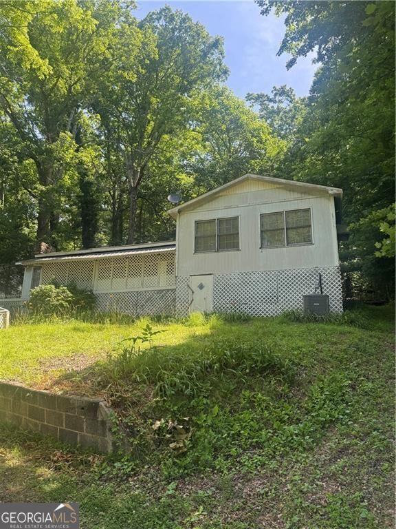 2736 Ridgecrest Circle