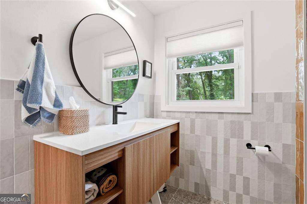 1720 Mary Lou Lane Se Property Photo 14