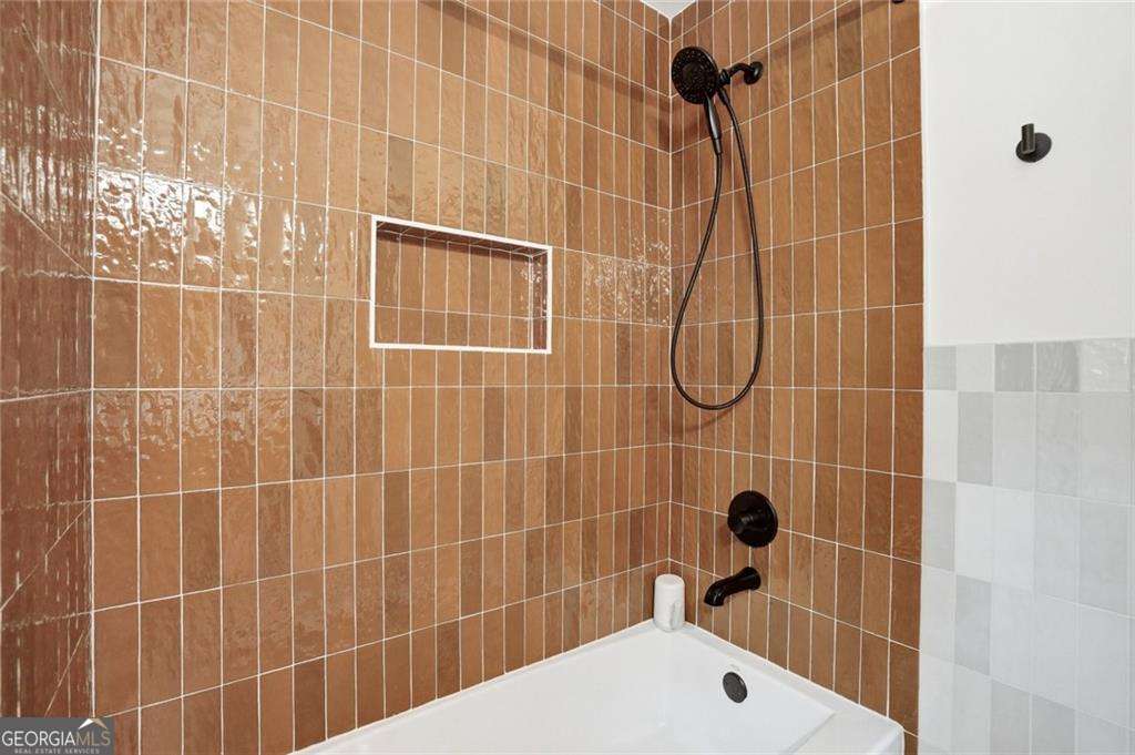 1720 Mary Lou Lane Se Property Photo 15