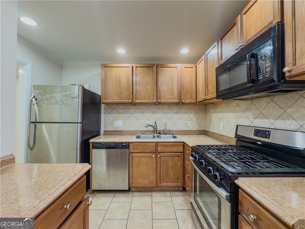 3301 Henderson Mill Road # D3 Property Photo 8