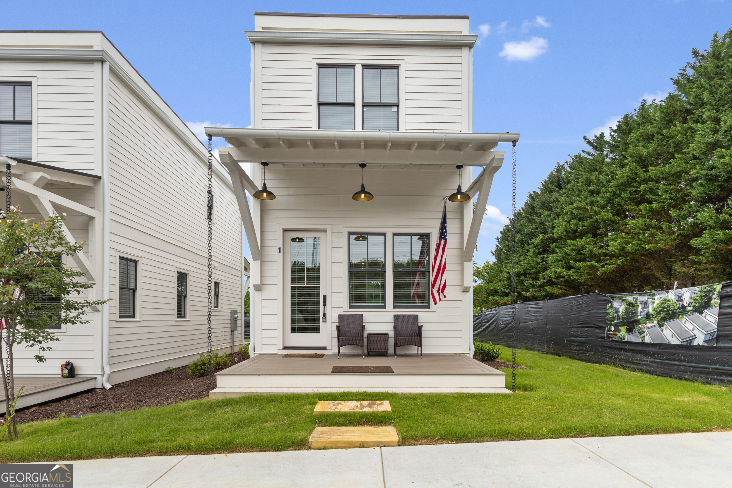 184 W Jarrard Street