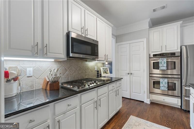4783 Rosebrook Court Property Photo 9